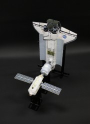 アトランティス（STS-101）ドッキング