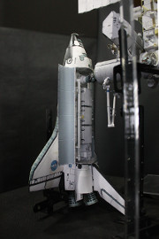 「PMA-2」にドッキングした「アトランティス(STS-112)」